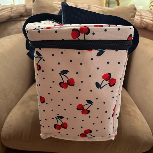 *New* Kate Spade Navy and Red Cherry Patterned Cooler Bag - Picture 9 of 13